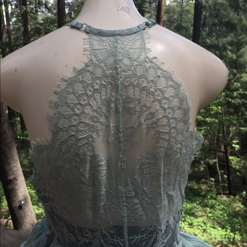 Bebe palest pastel mint green, lace panel backed halter dress - Picture 12 of 14